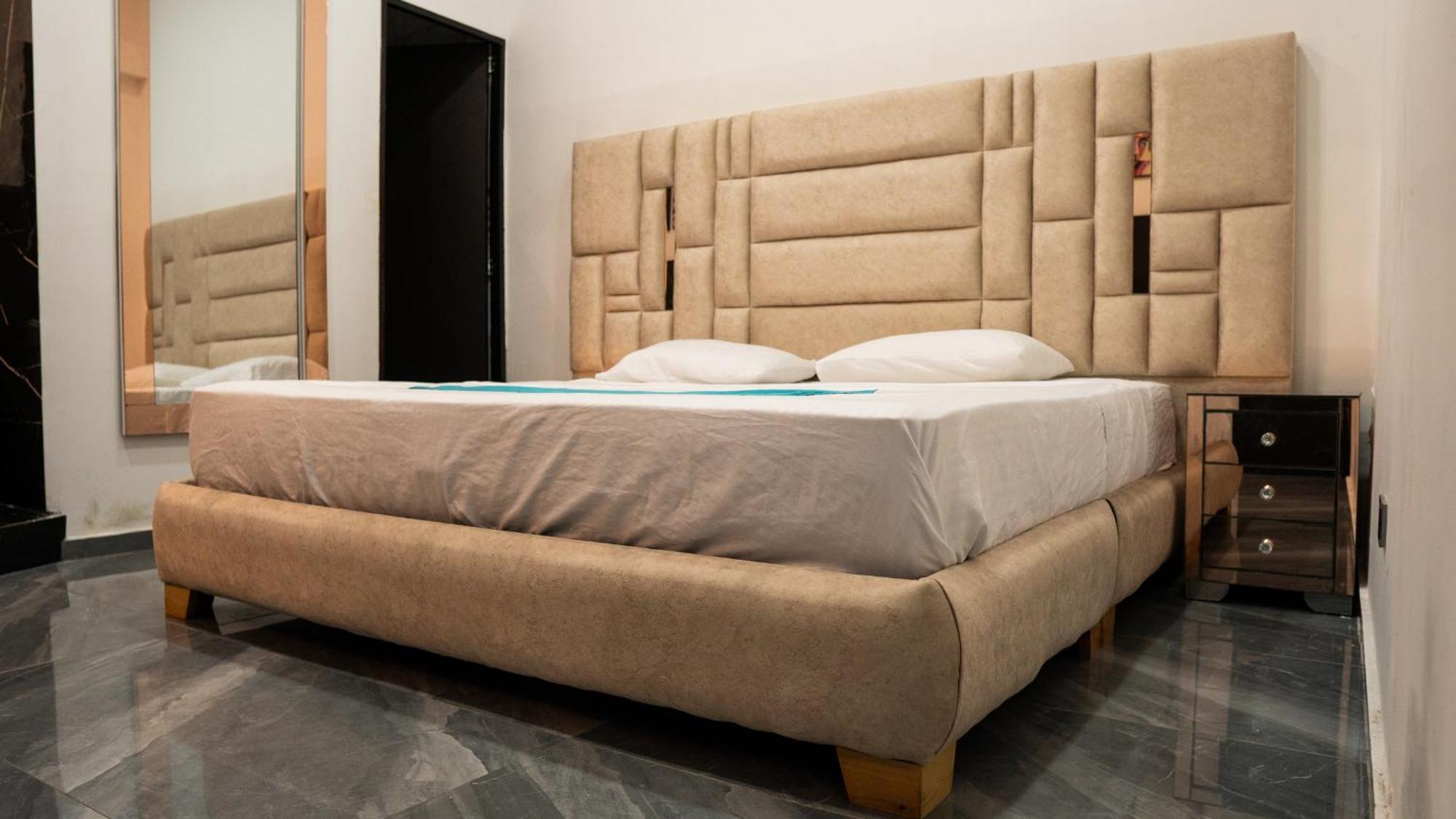 Ch Capsula Getsemani Capsule hotel Cartagena