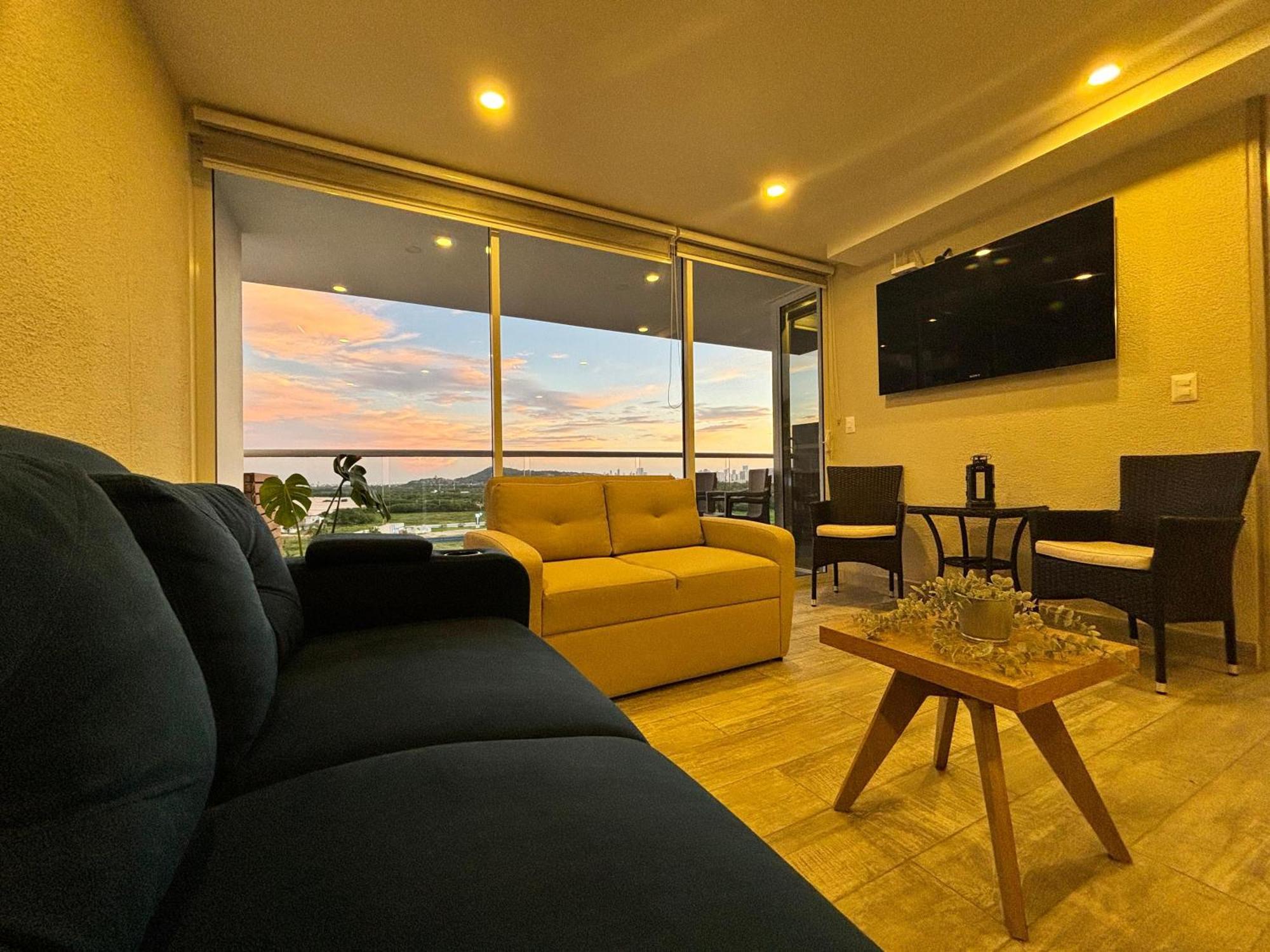 Dominique 907 Luxury Apartamento