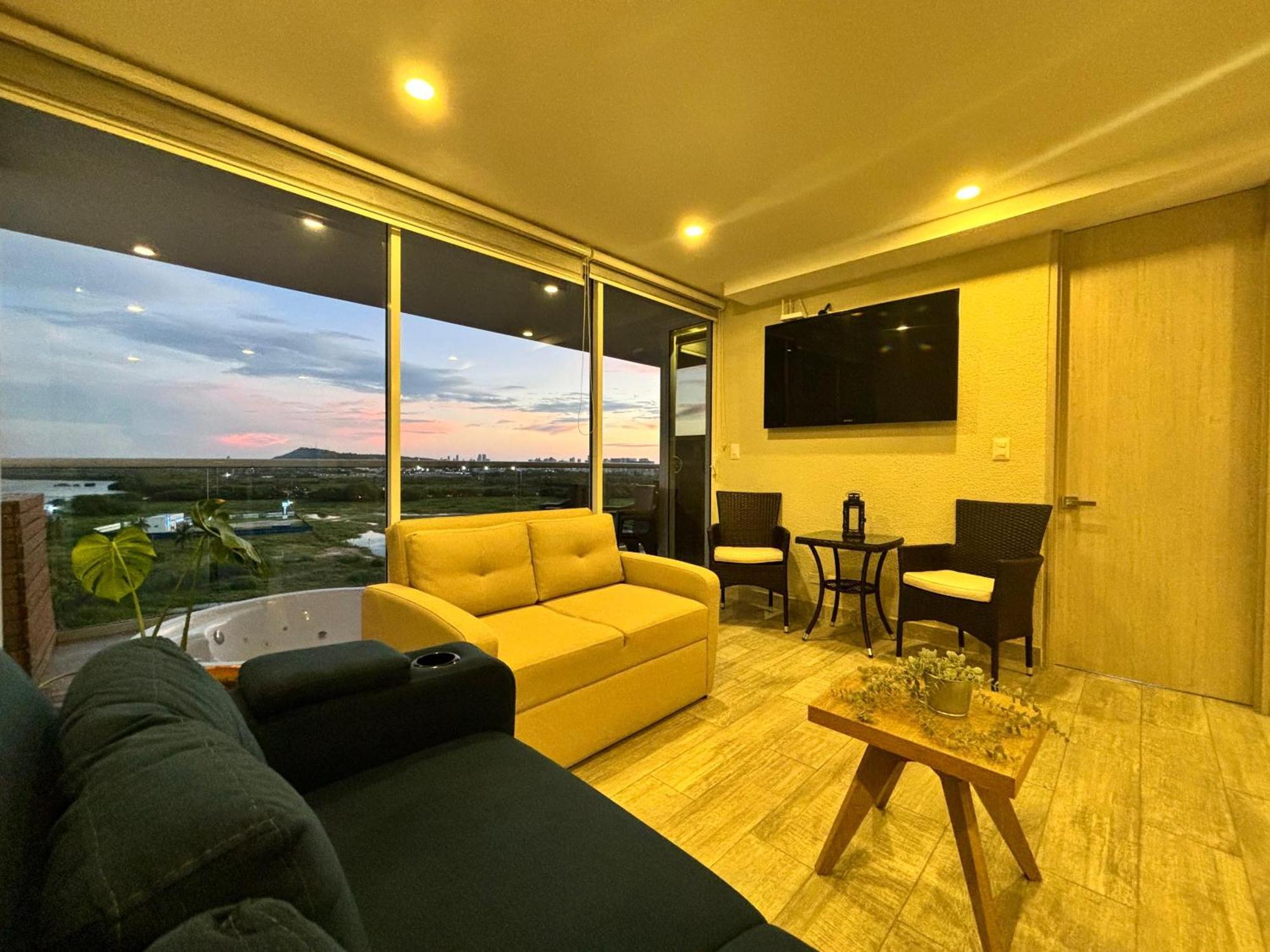 Dominique 907 Luxury Apartamento *