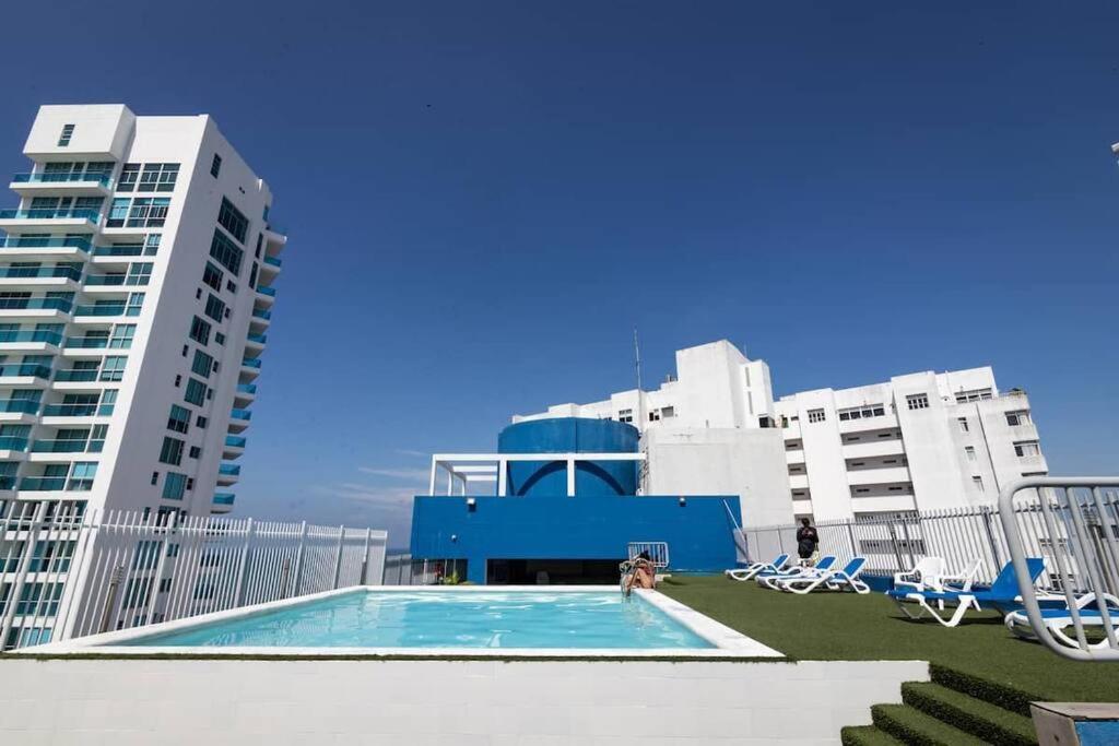 10mo Piso, Piscina, Jacuzzi Y A Pasos De La Playa Apartment