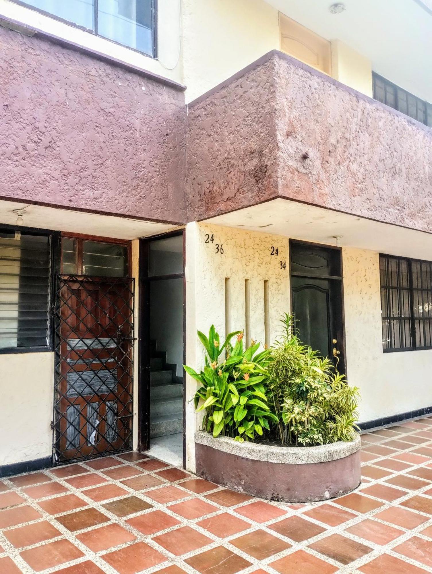Familiar A Pocos Pasos De La Hermosa Bahia De Manga Apartment *