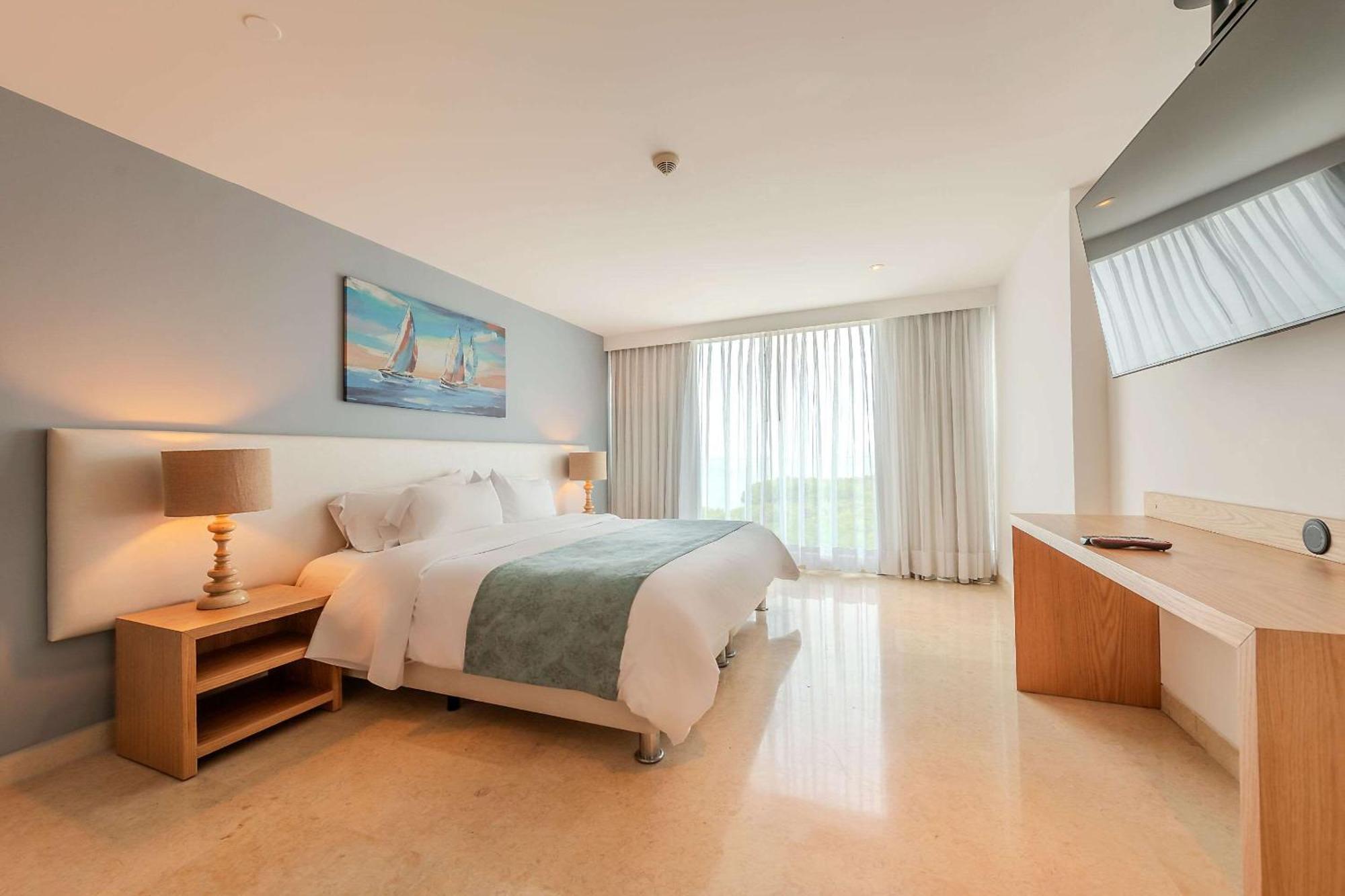 Radisson Ocean Pavillion