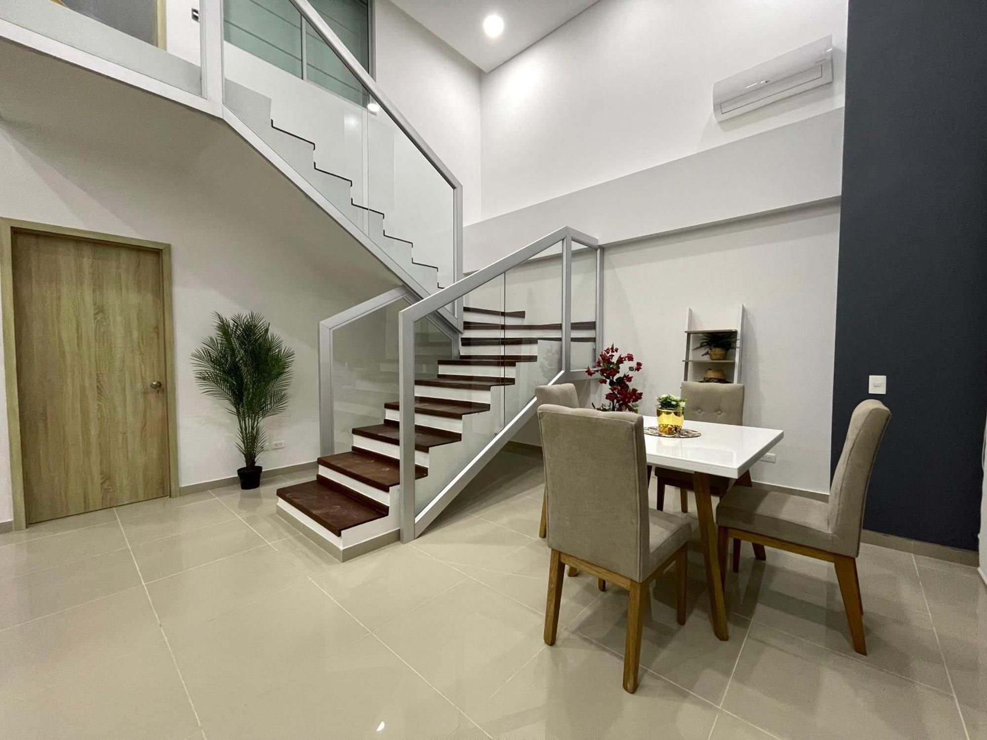 Duplex Penthouse Lujo Y Elegancia Con Vista Al Mar Apartment *