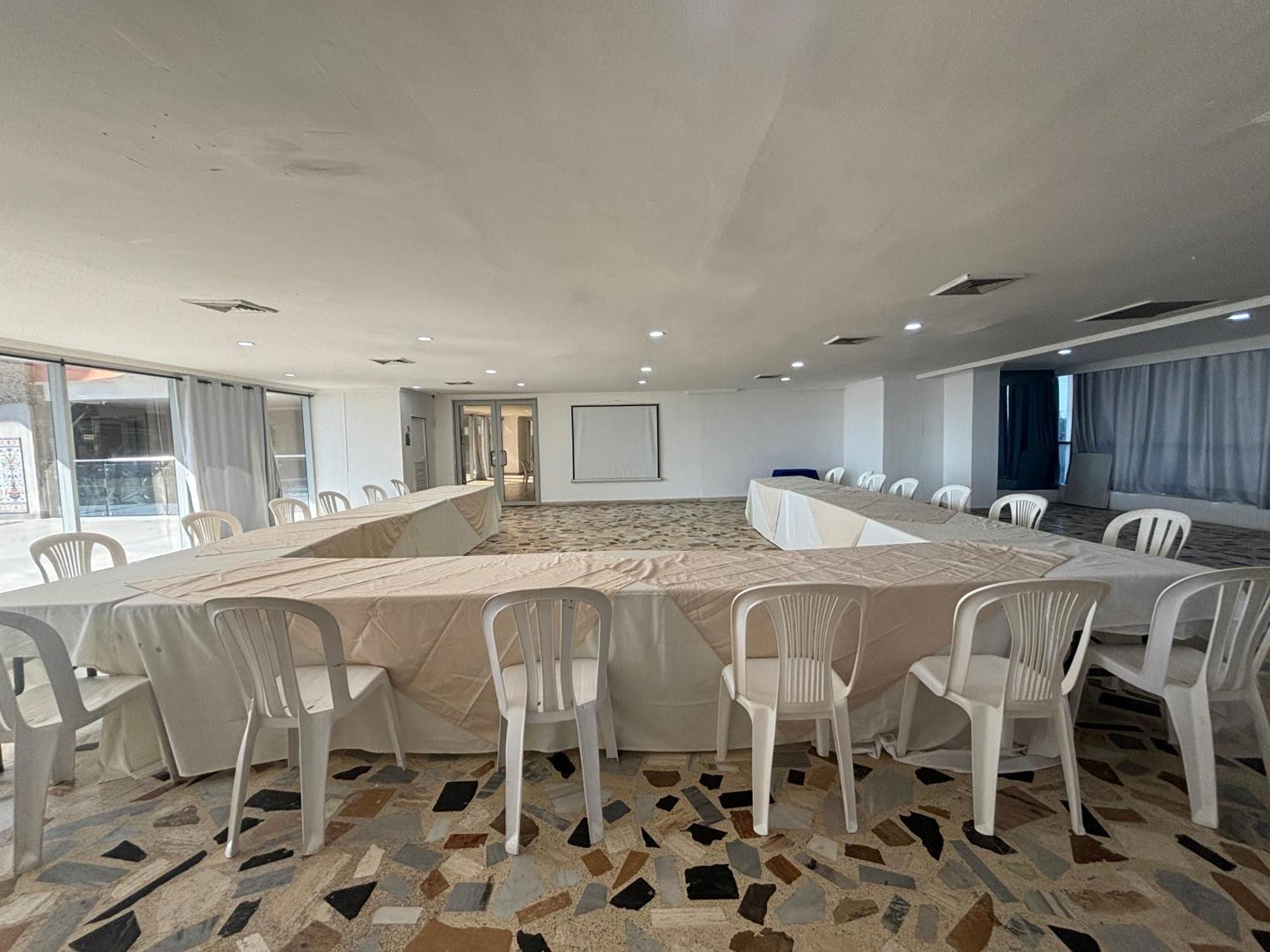 Hotel Costa Del Sol 3*