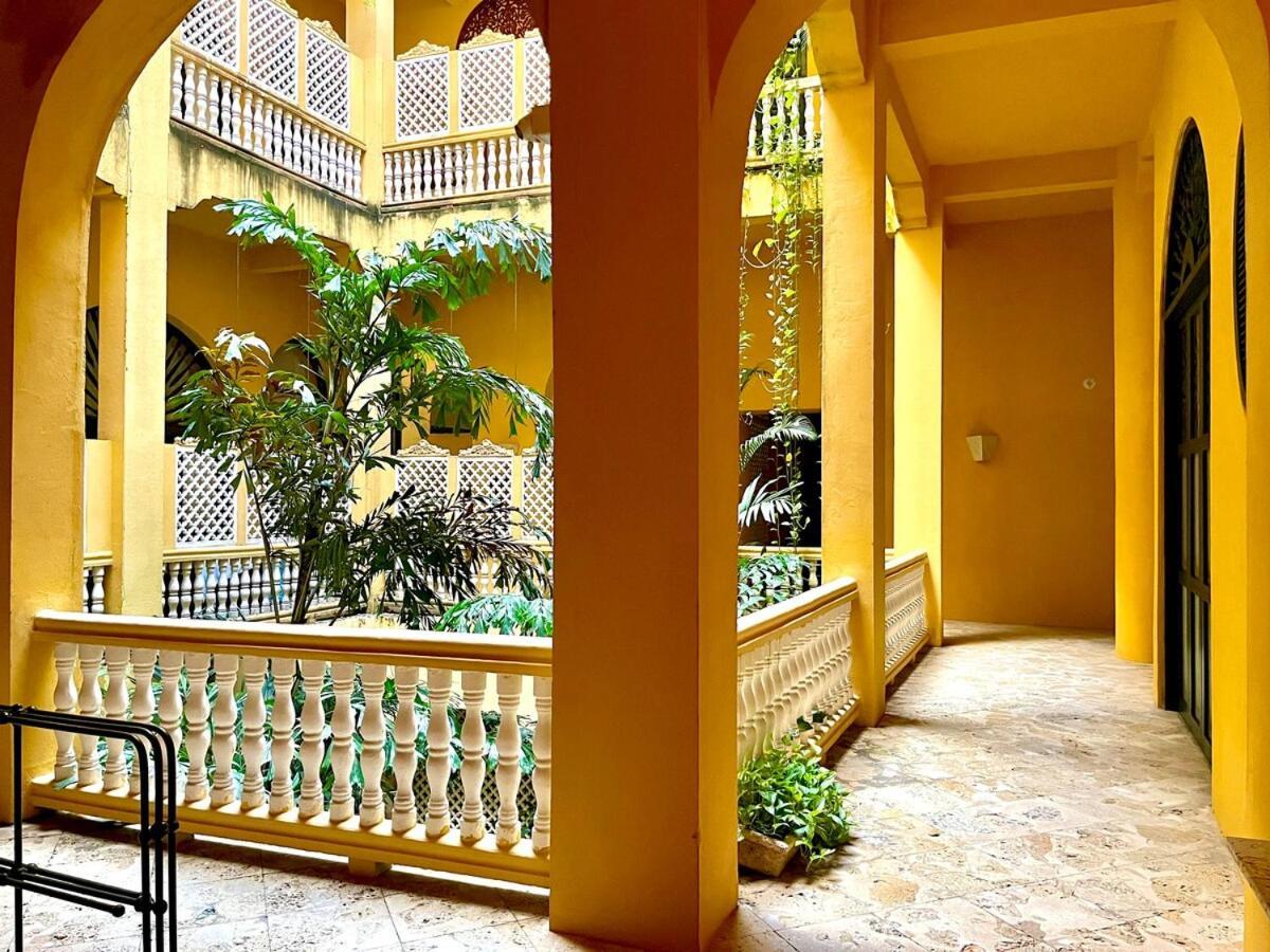 Apartment Walled 2 Private Patios, Rooftop With Pool *