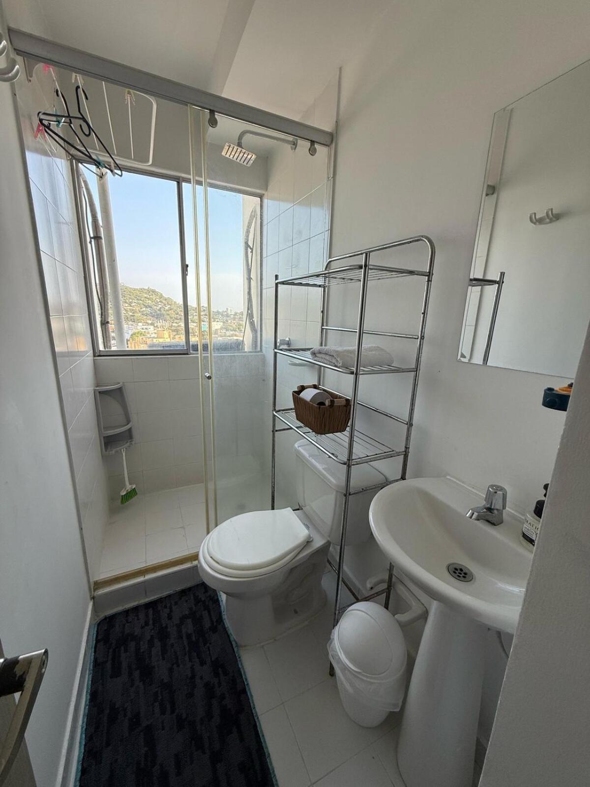 Familiar 1105 Apartment