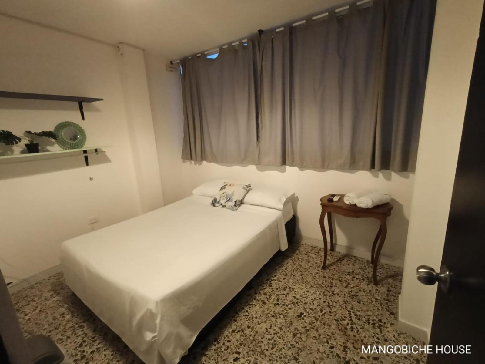 Mango Biche - House Bed & Breakfast