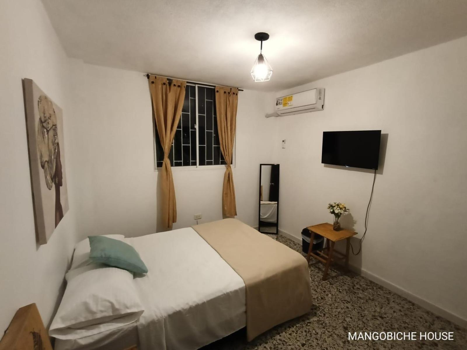 Mango Biche - House Bed & Breakfast *