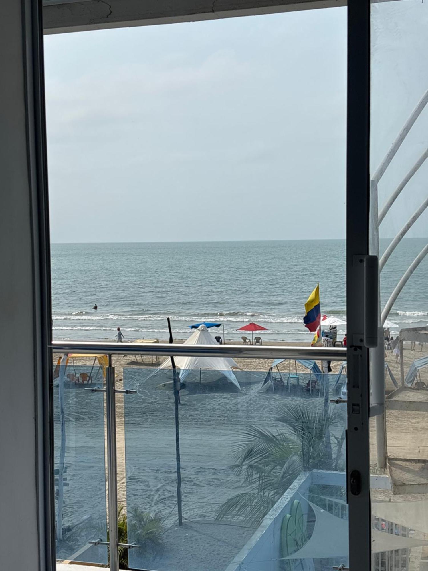 Con Vista Al Mar *