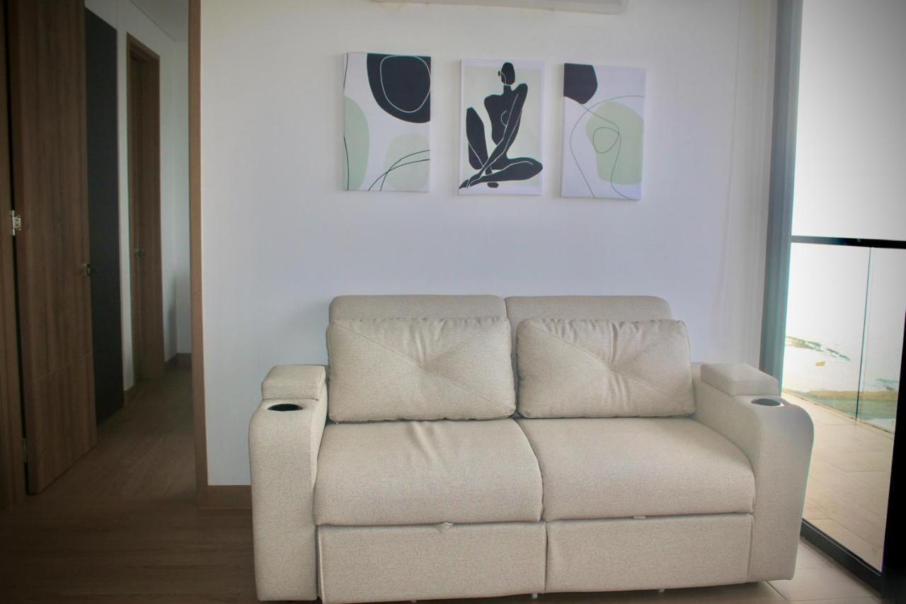 Nuevo En En El Cabrero Apartment *
