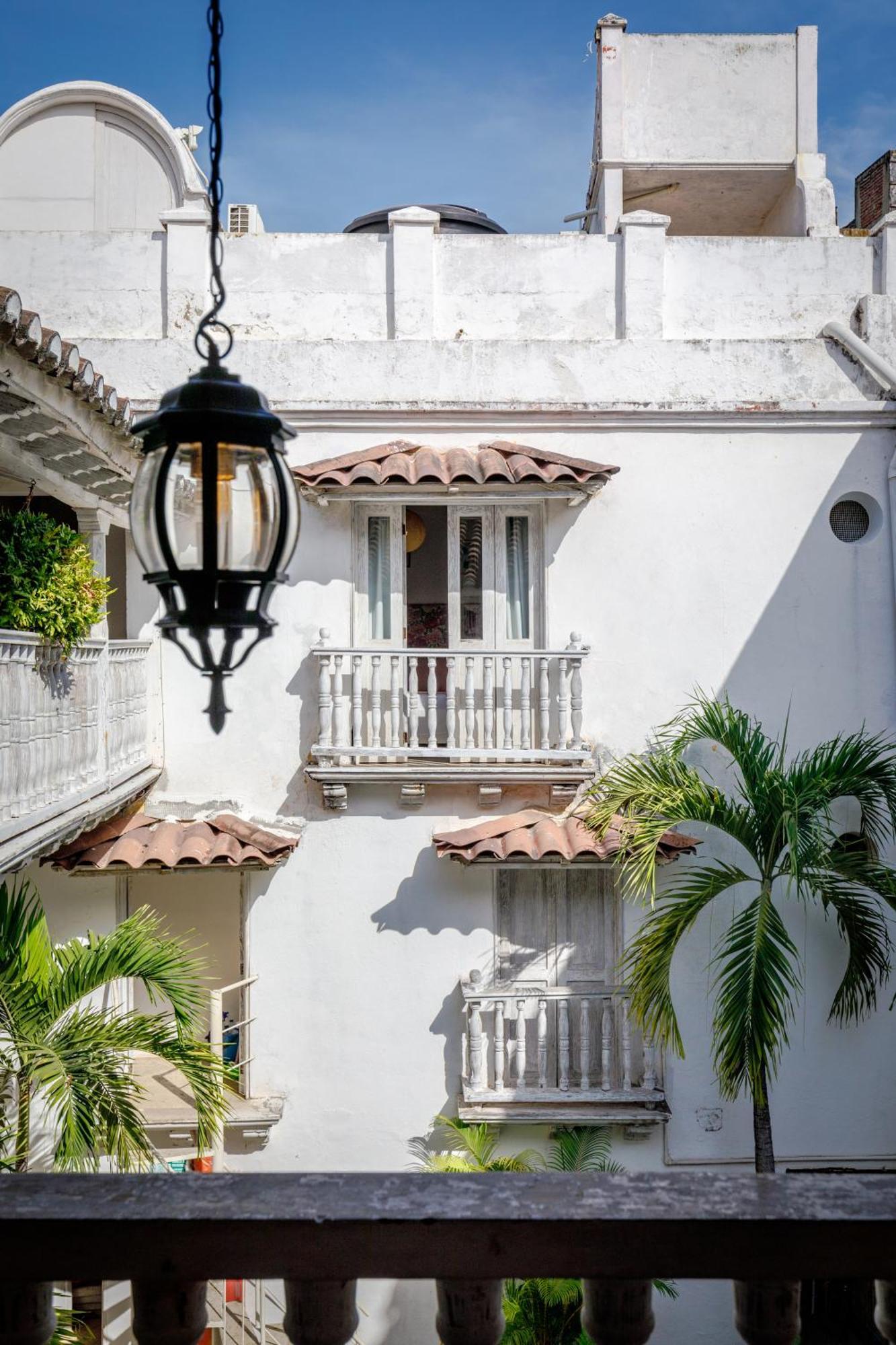 Bolola Hotel 3*