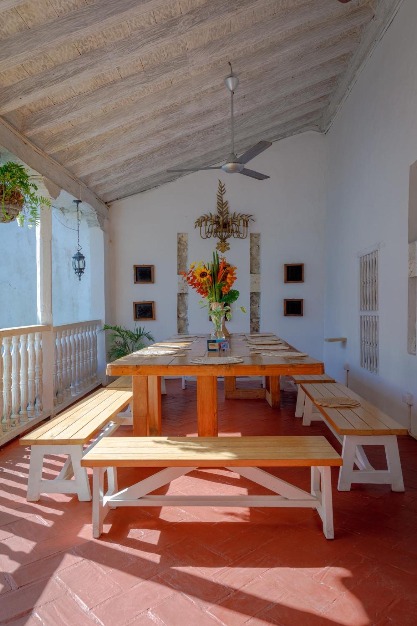 Bolola Hotel