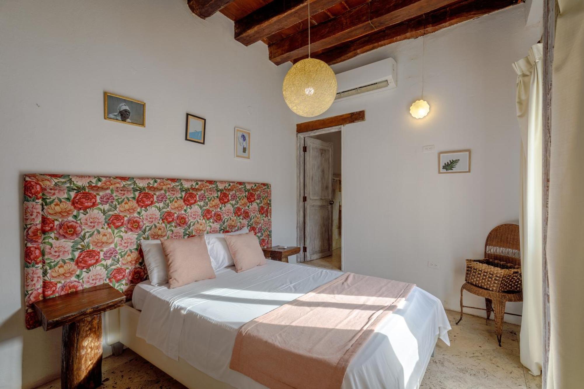 Bolola Hotel