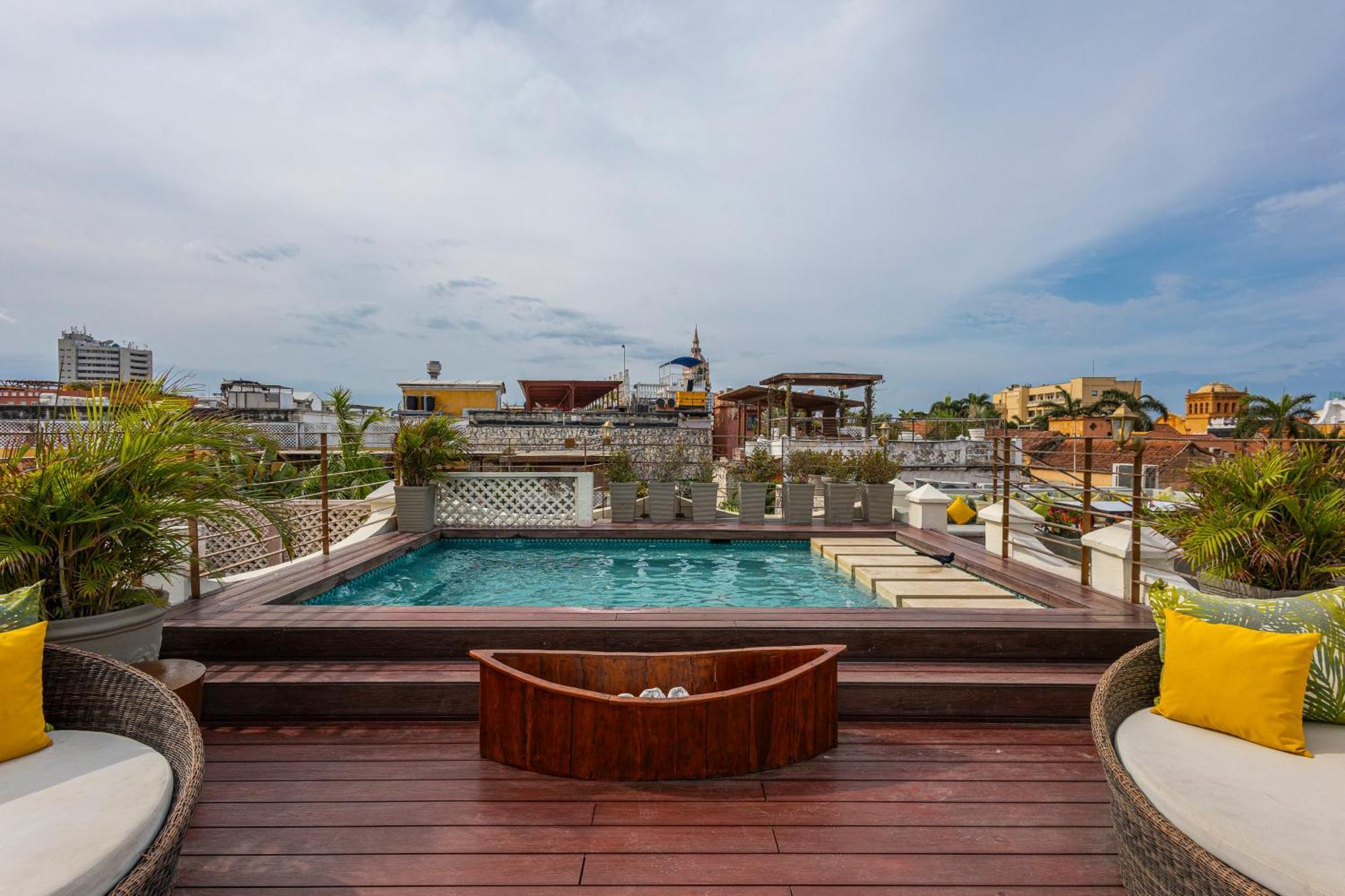 Hotel Ananda Boutique