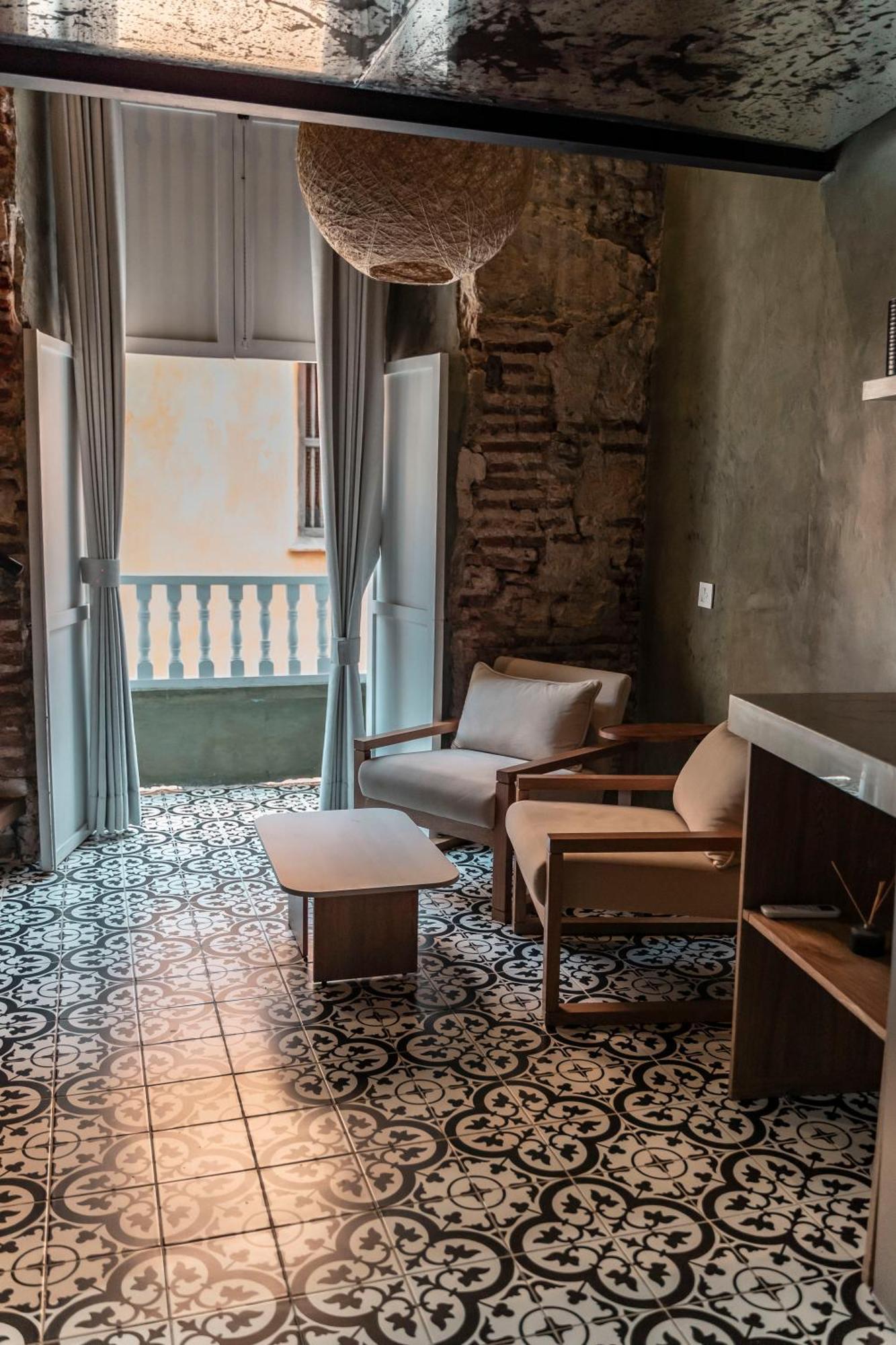 Alta Hotel