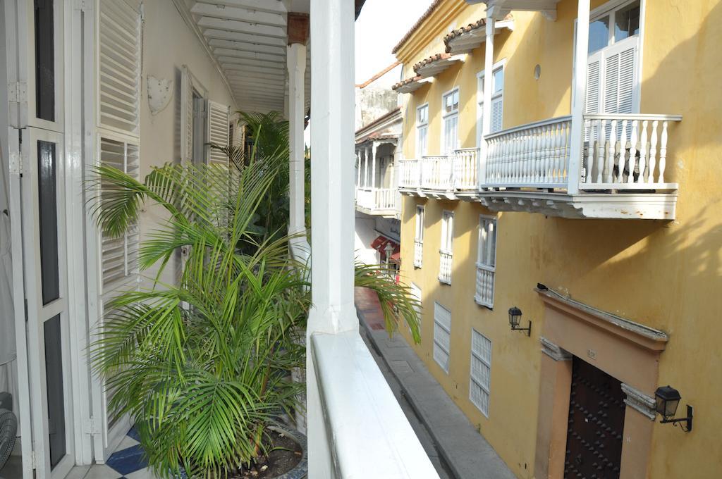 Hotel Casa Mantilla 3-37 *