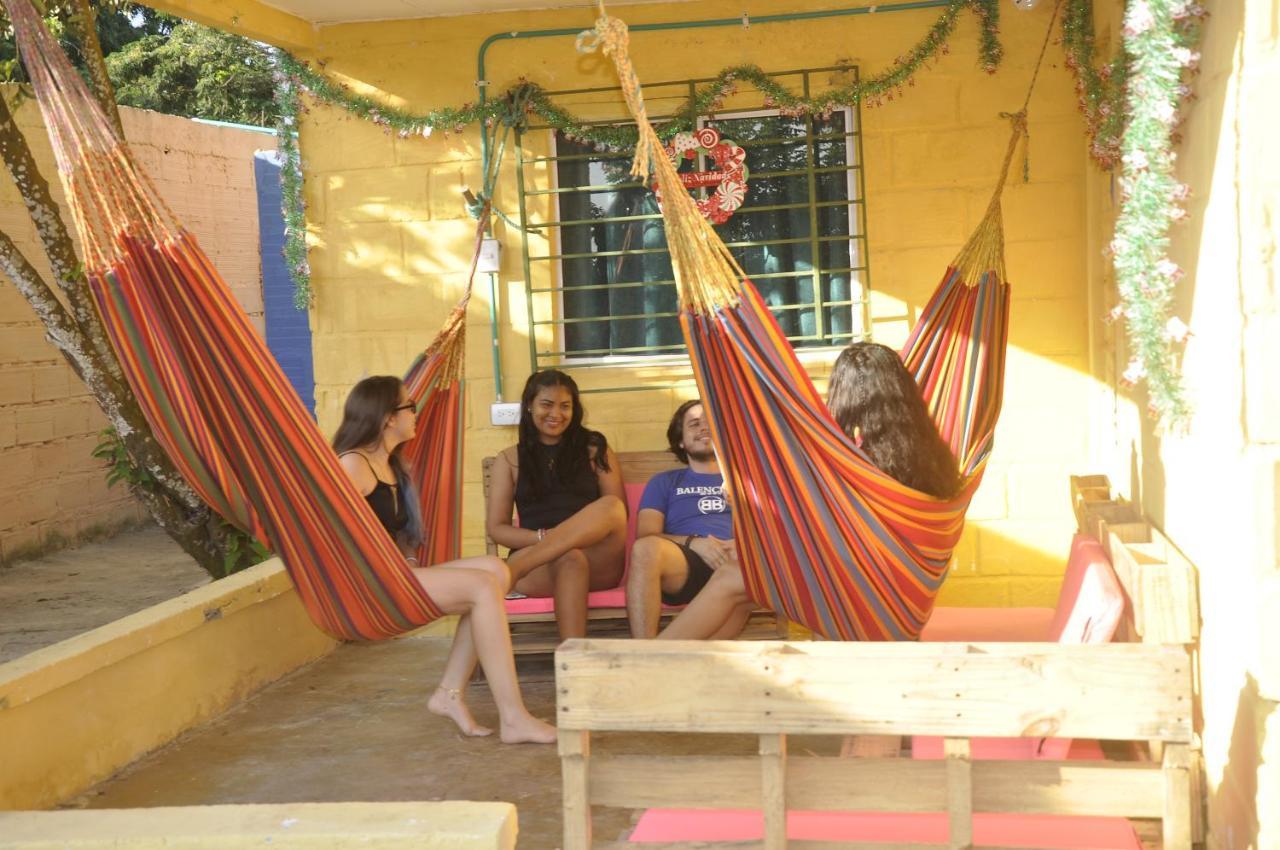 Punta Canoa Hostel *