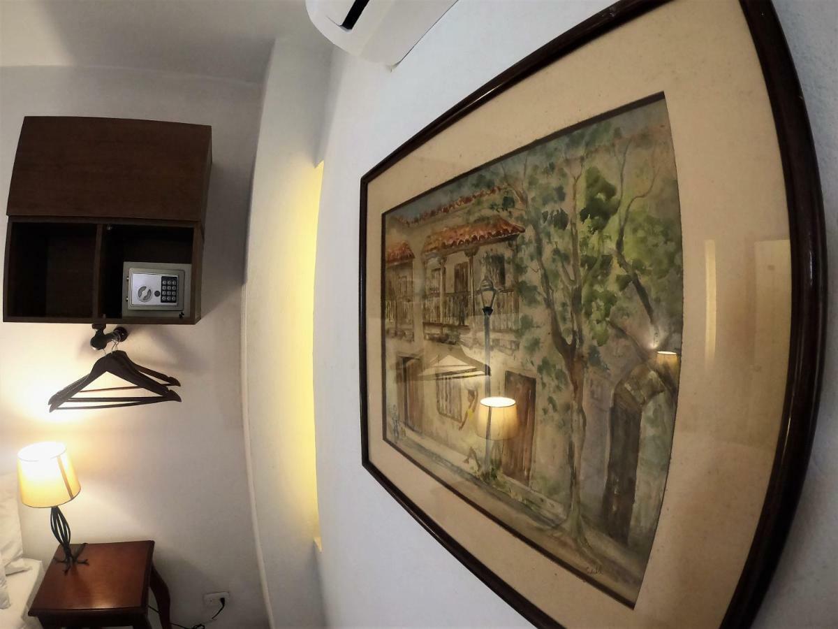 Acomodação com café da manhã  Columbus House