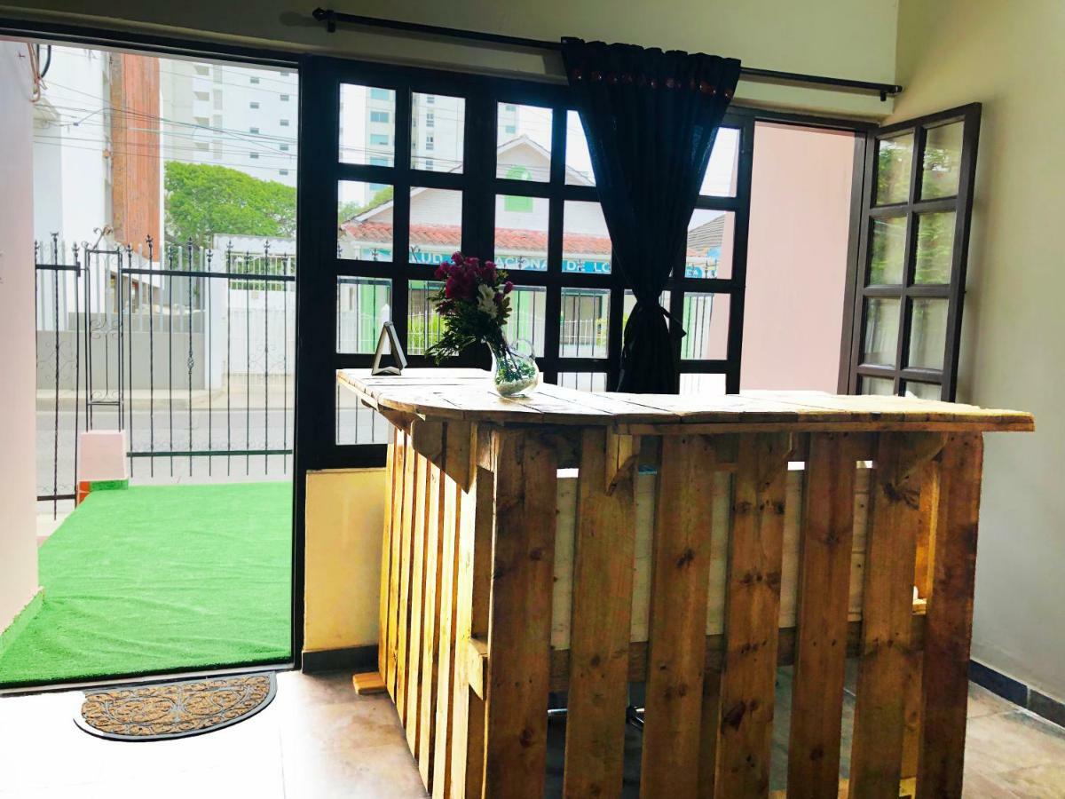 La Vie En Rose Hostal Cartagena