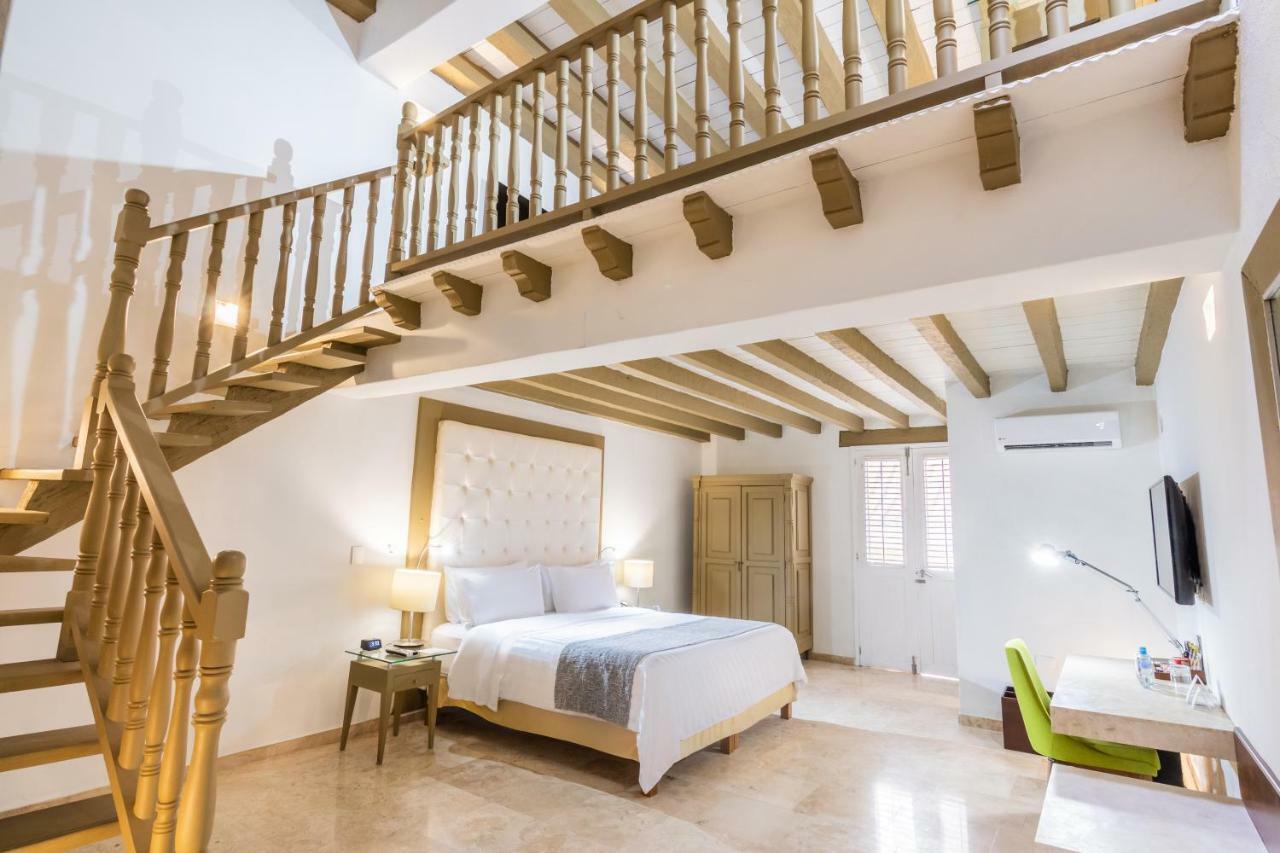 Hotel Ghl Armería Real 4*