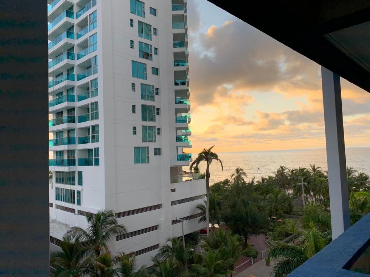 En Edificio Portofino Remodelados Icdi Apartamento