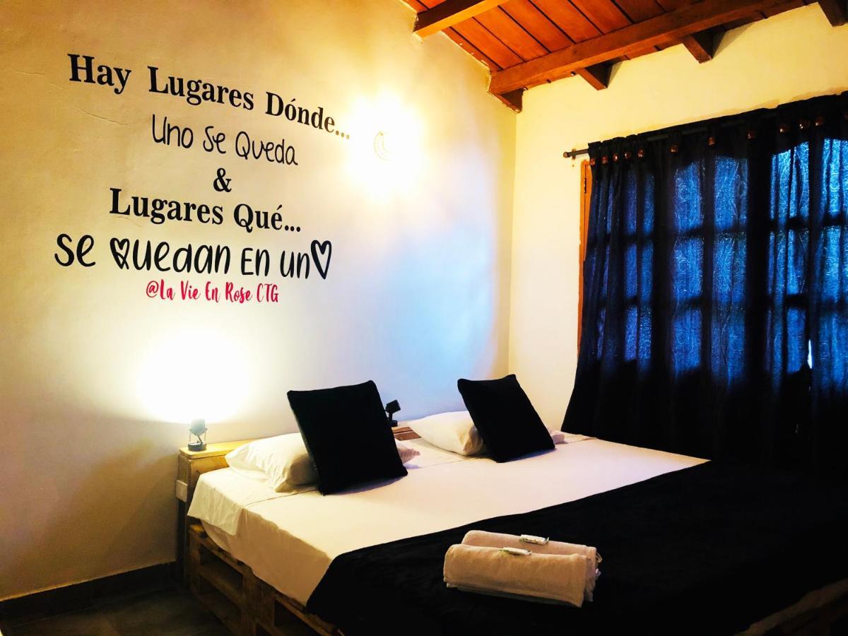 Hostal La Vie En Rose *