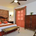 Hotel Dorado Plaza Calle Del Arsenal