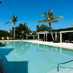 Fantastic Apartment/Beach Front Luxury