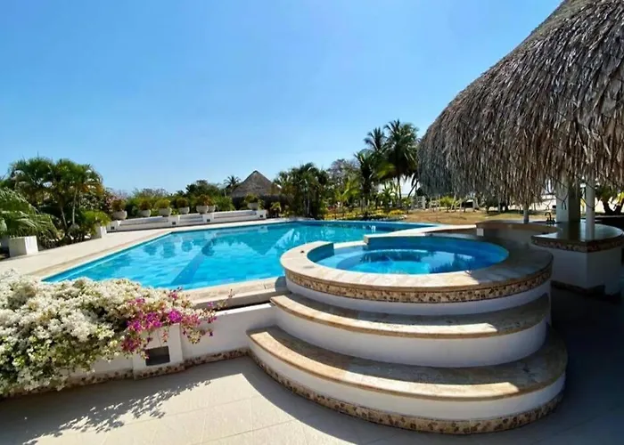 Camatajua Baru House, Casa Con Playa En Isla Baru
