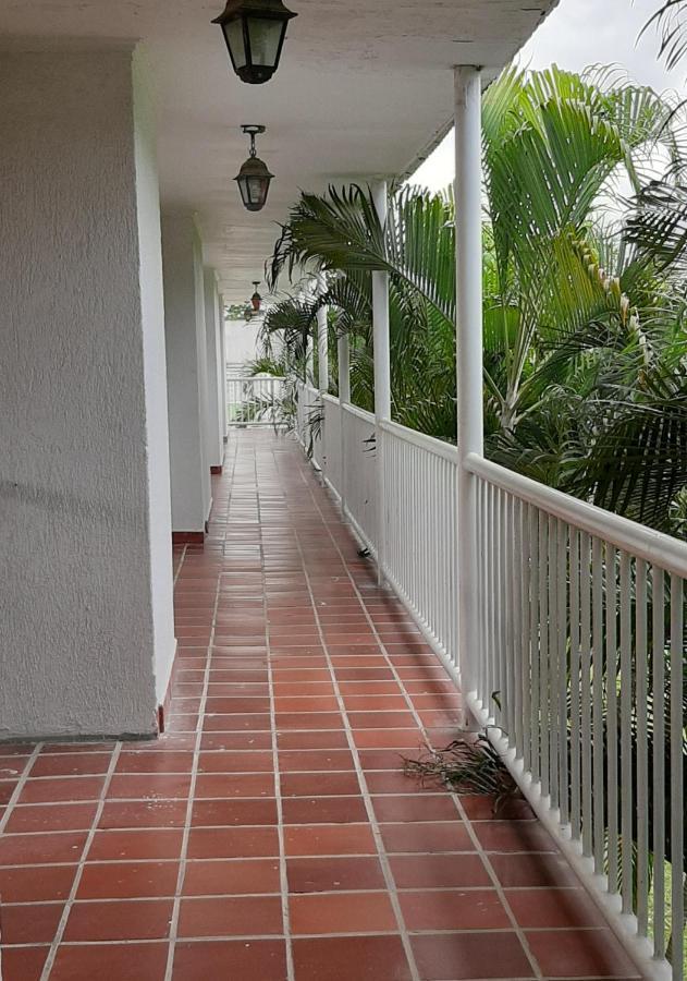 Hotel Parador Tropical Cartagena