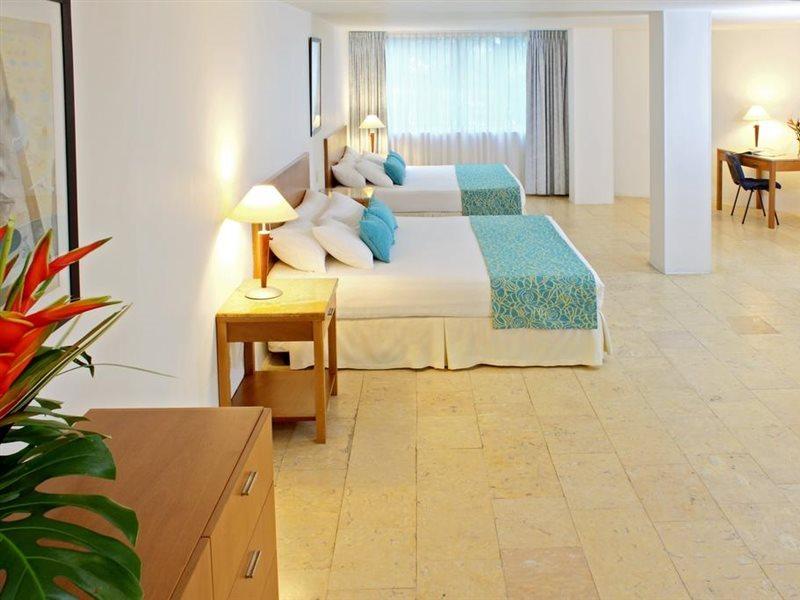 Oceania Hotel 3*