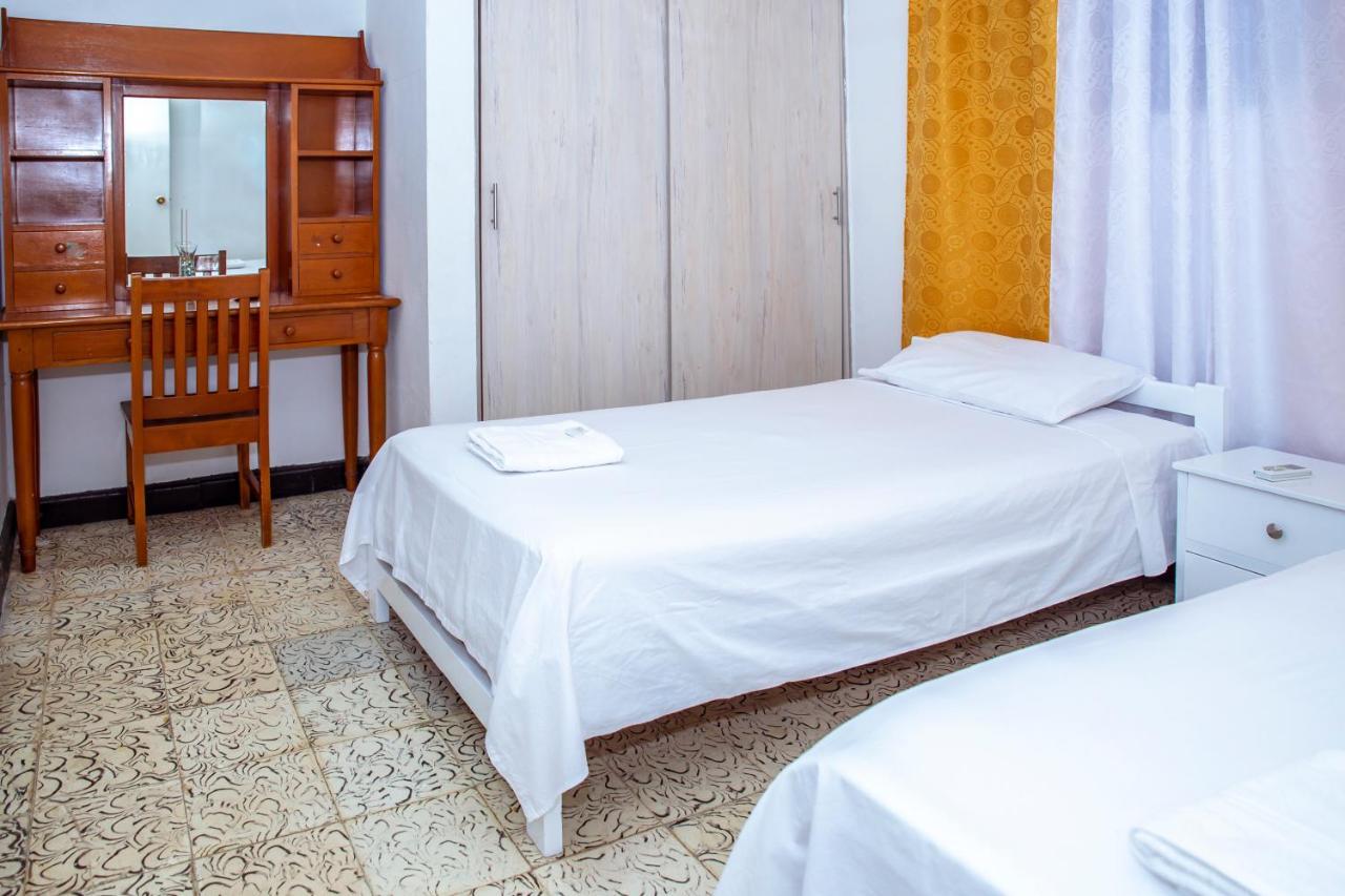 Aqui Me Quedo Homestay Cartagena