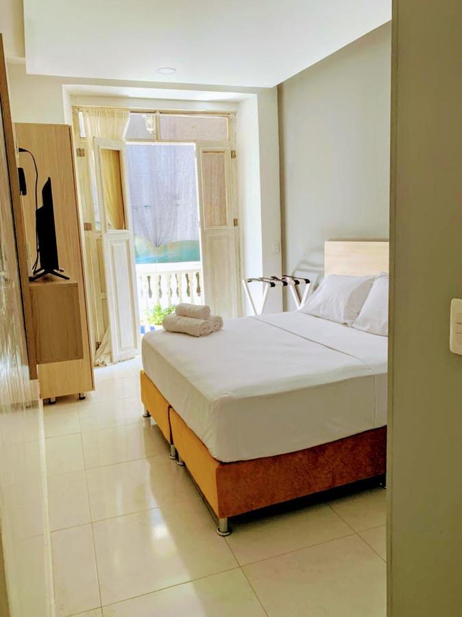 Gallery Hotel