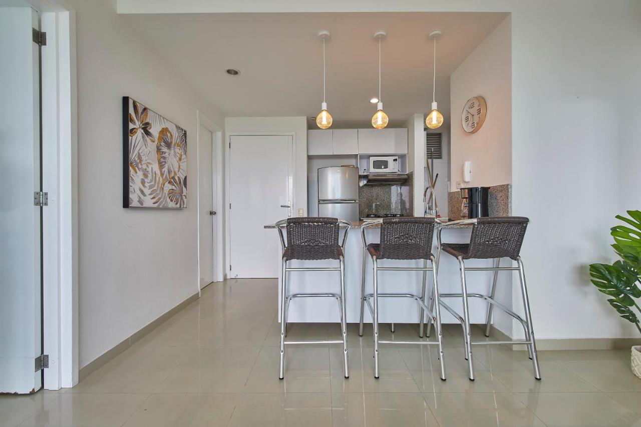 Morros Pelican Sunrise - Livin Colombia Apartment *