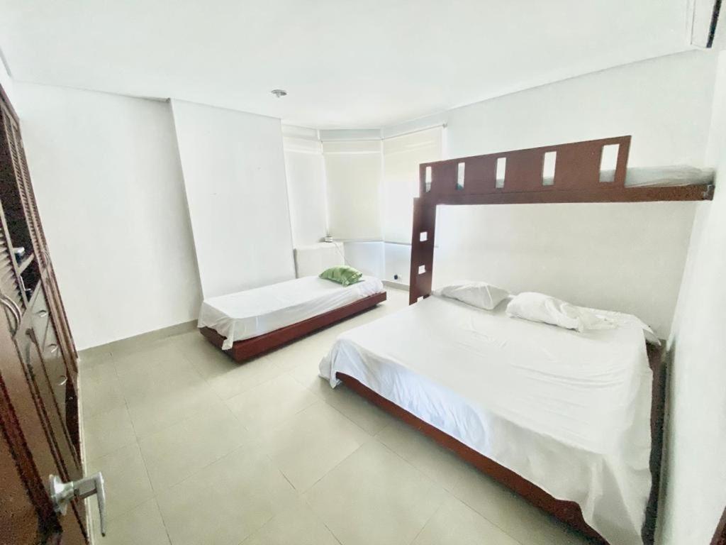 Torres Del Lago Caribe Tours Apartment