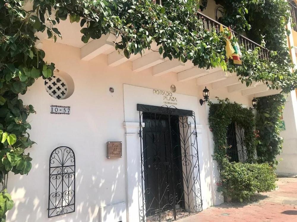 Dorado Plaza Calle Del Arsenal Cartagena
