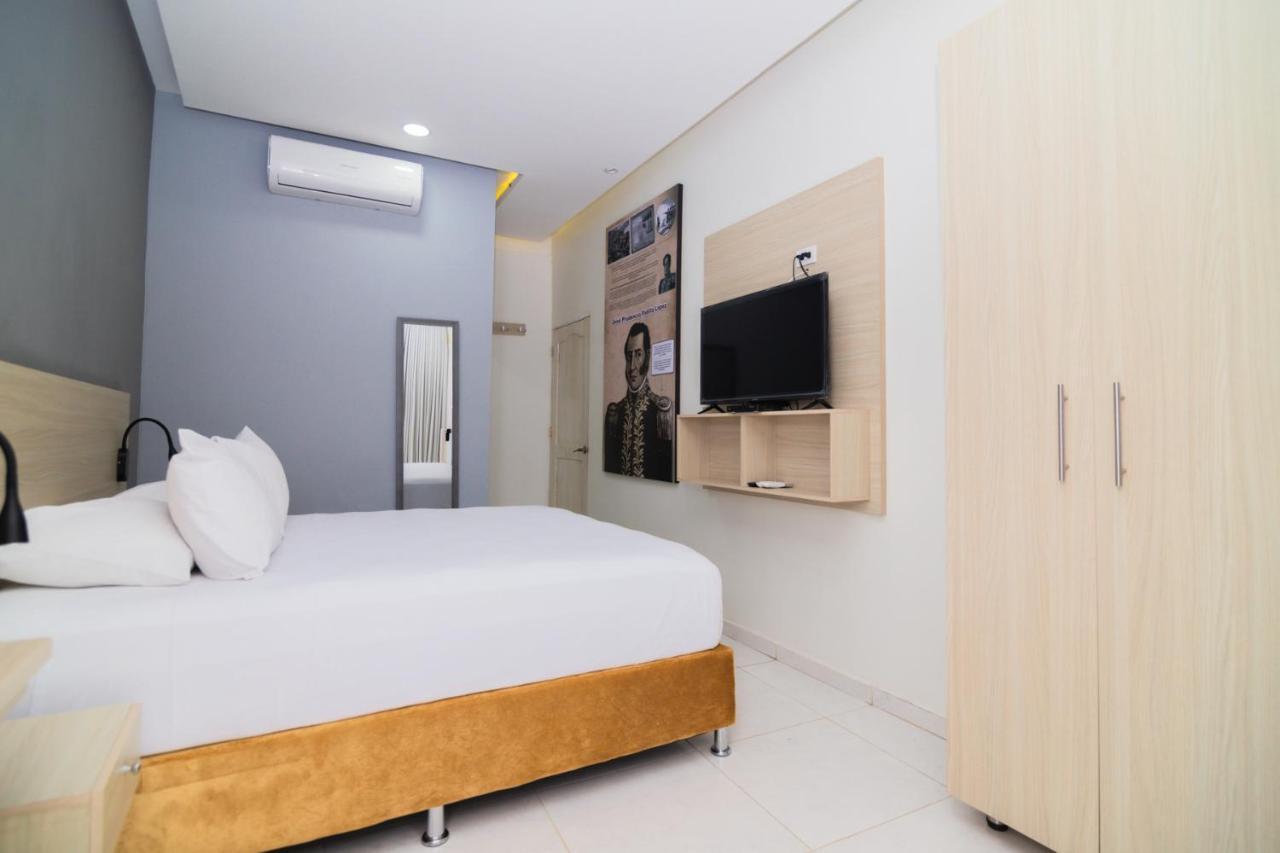 Gallery Hotel