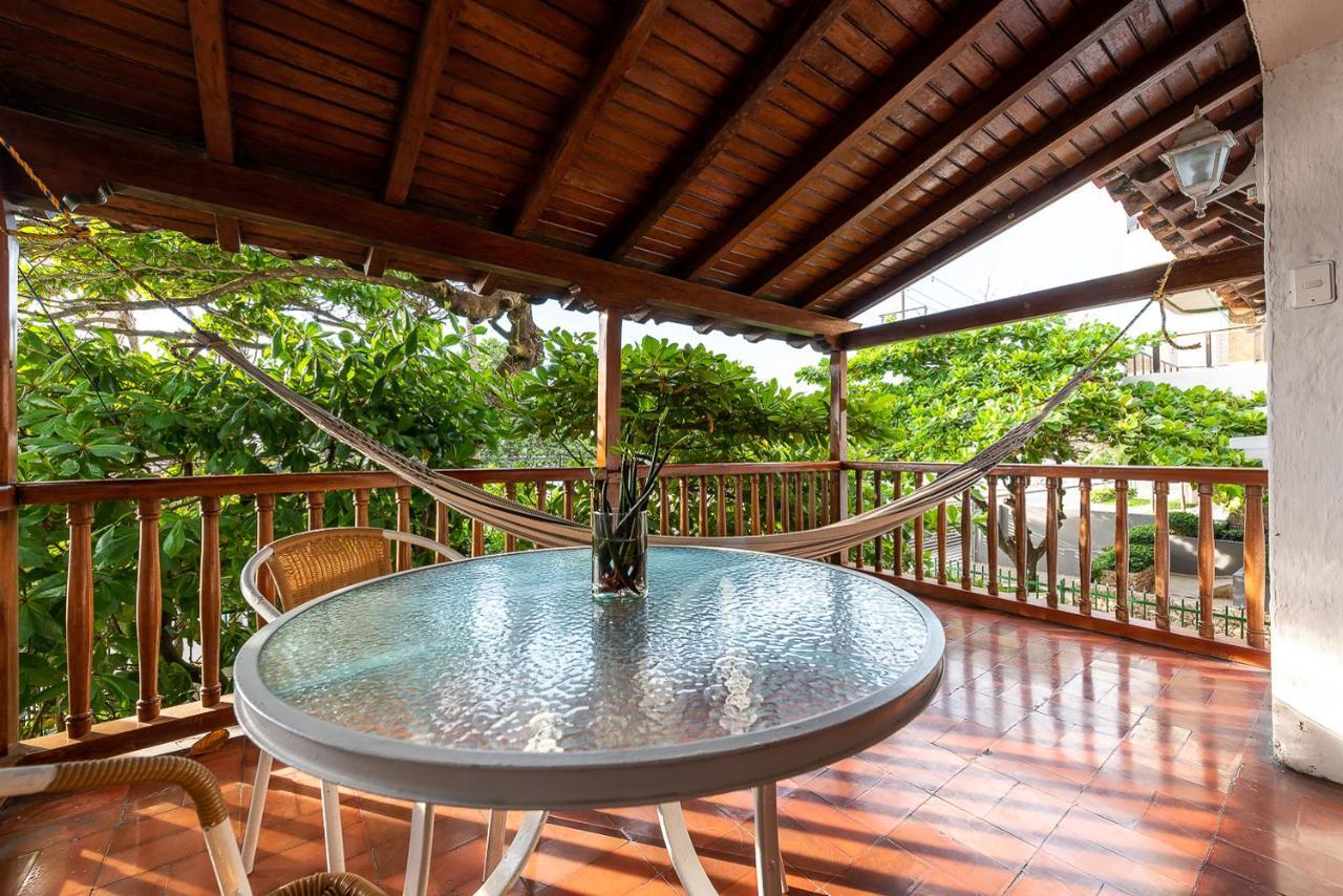 Villa Casa Porto - Luxury 5 Bedroom Beachfront In Bocagrande By Huespedia *
