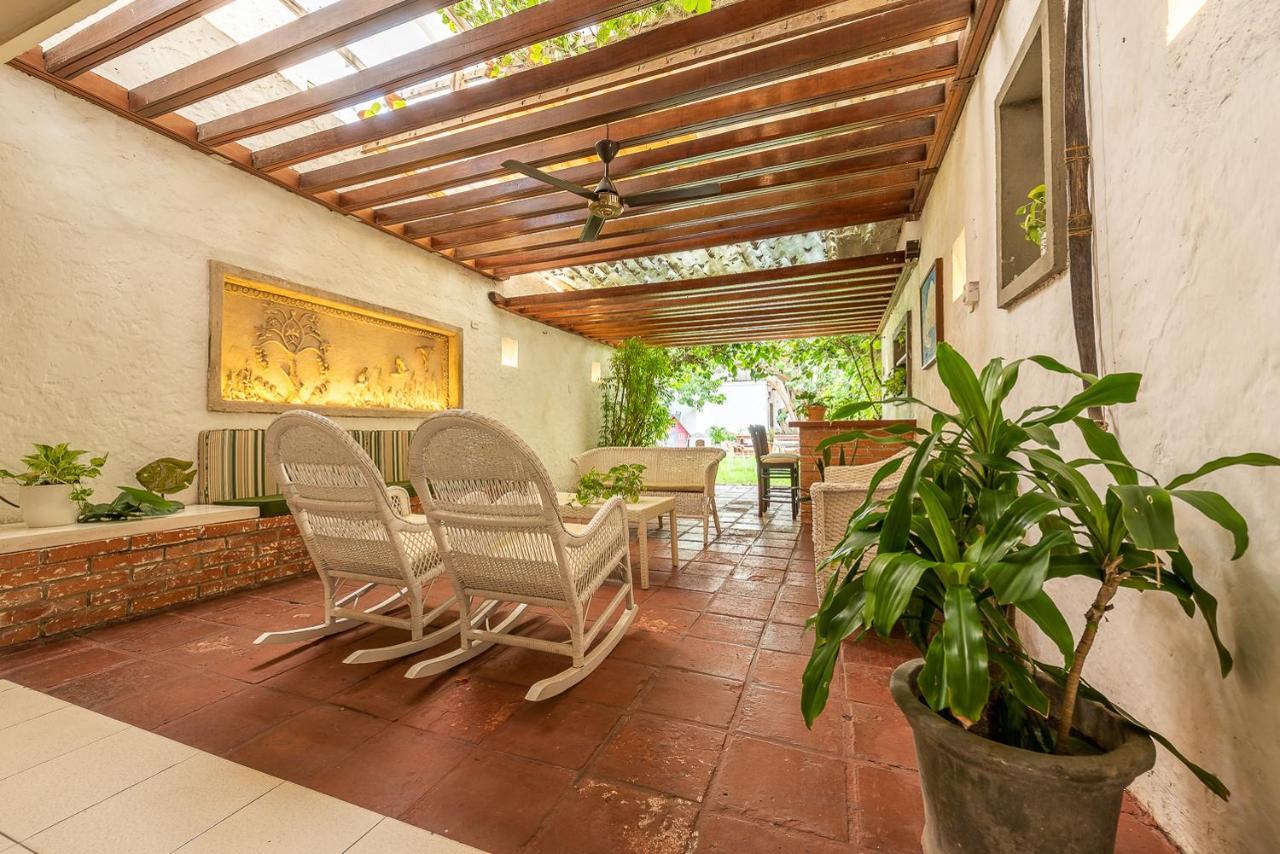 Casa Porto - Luxury 5 Bedroom Beachfront In Bocagrande By Huespedia *