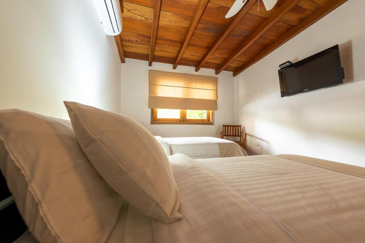 Casa Porto - Luxury 5 Bedroom Beachfront In Bocagrande By Huespedia Villa Cartagena