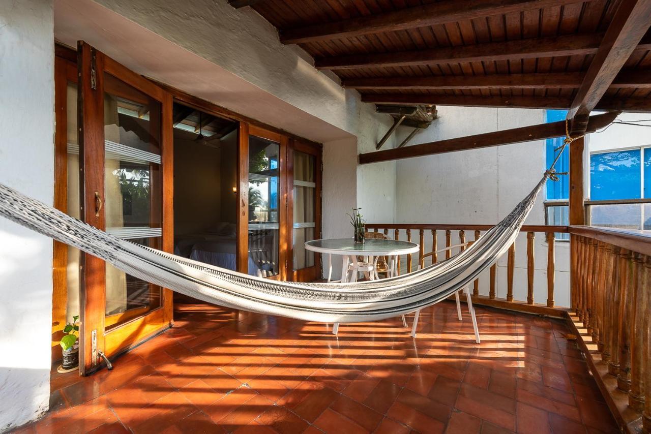 Casa Porto - Luxury 5 Bedroom Beachfront In Bocagrande By Huespedia *