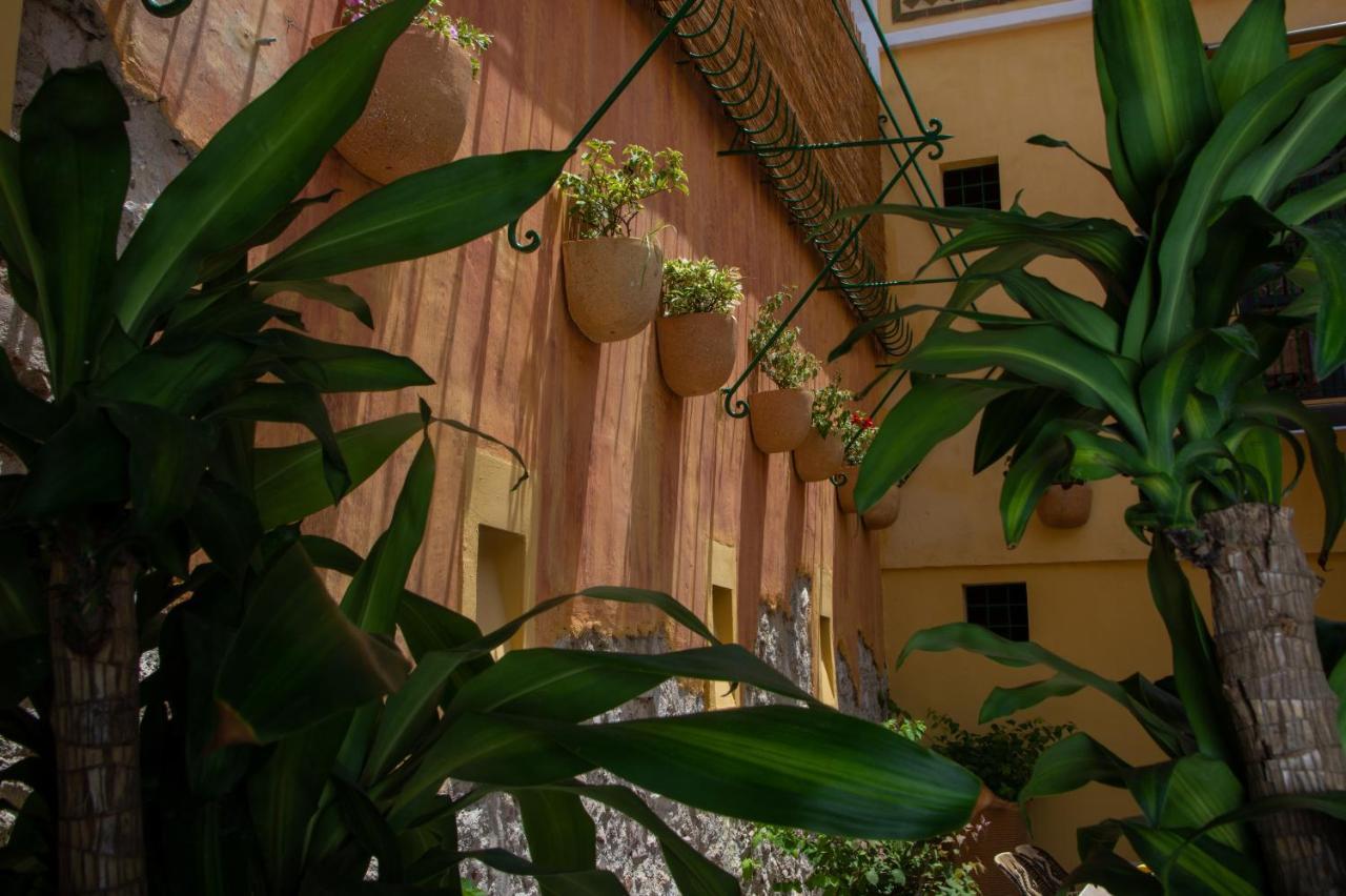 Bed & Breakfast Casa Lorenza Cartagena