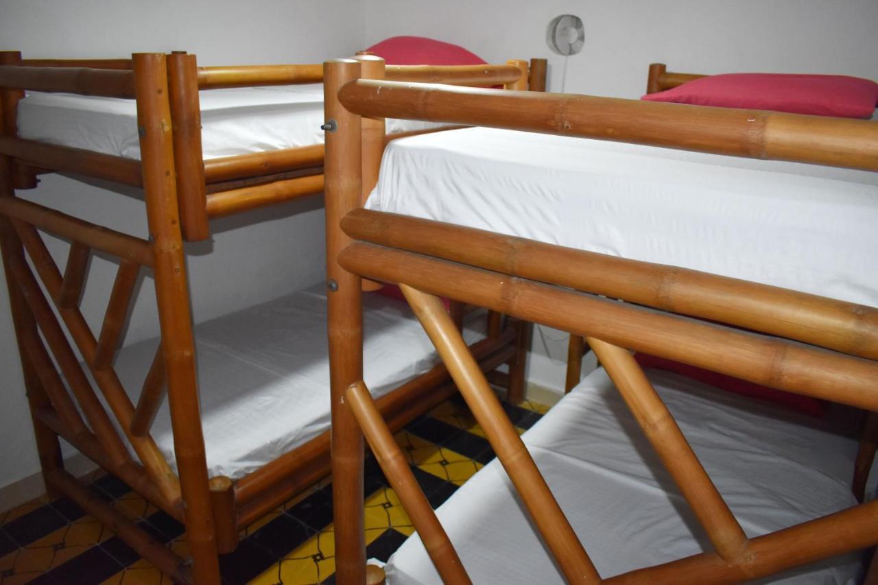 Casa Kristalu Hostel