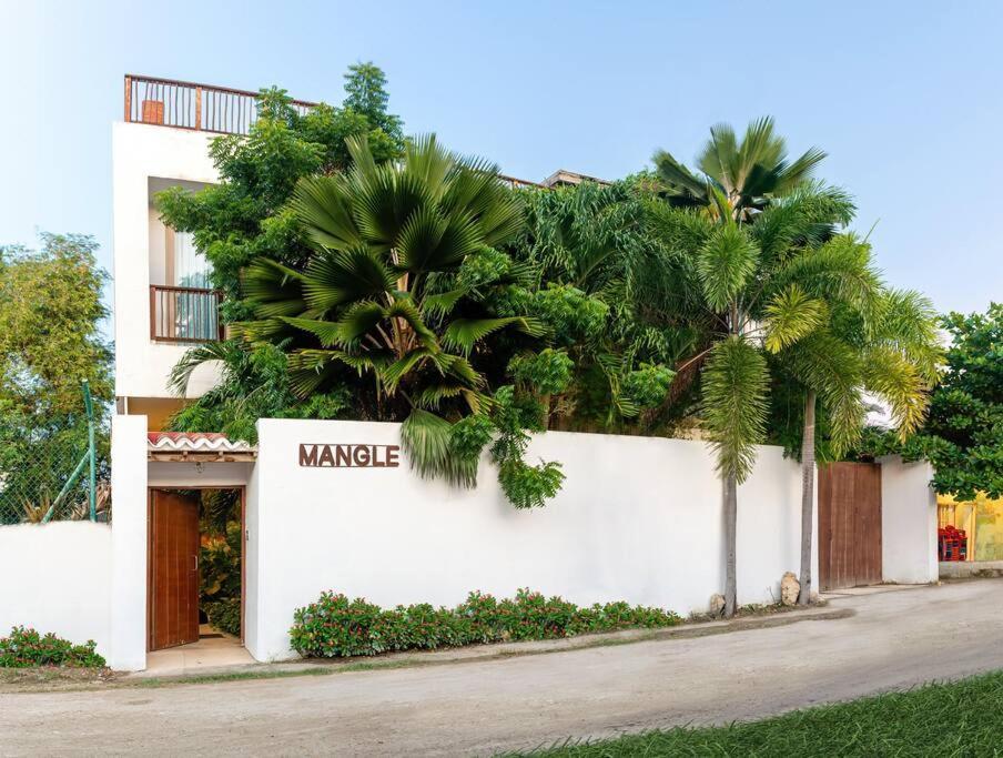 Casa Mangle, Jacuzzi + Piscina Privada. 25 Mts Del Mar Villa *