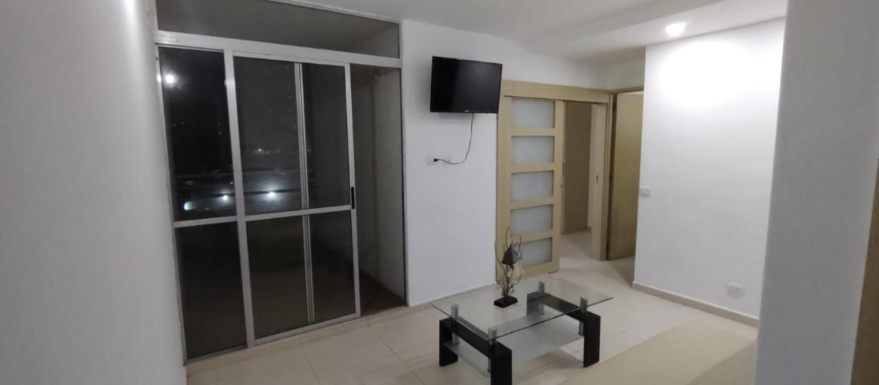 Be Two Apartment *