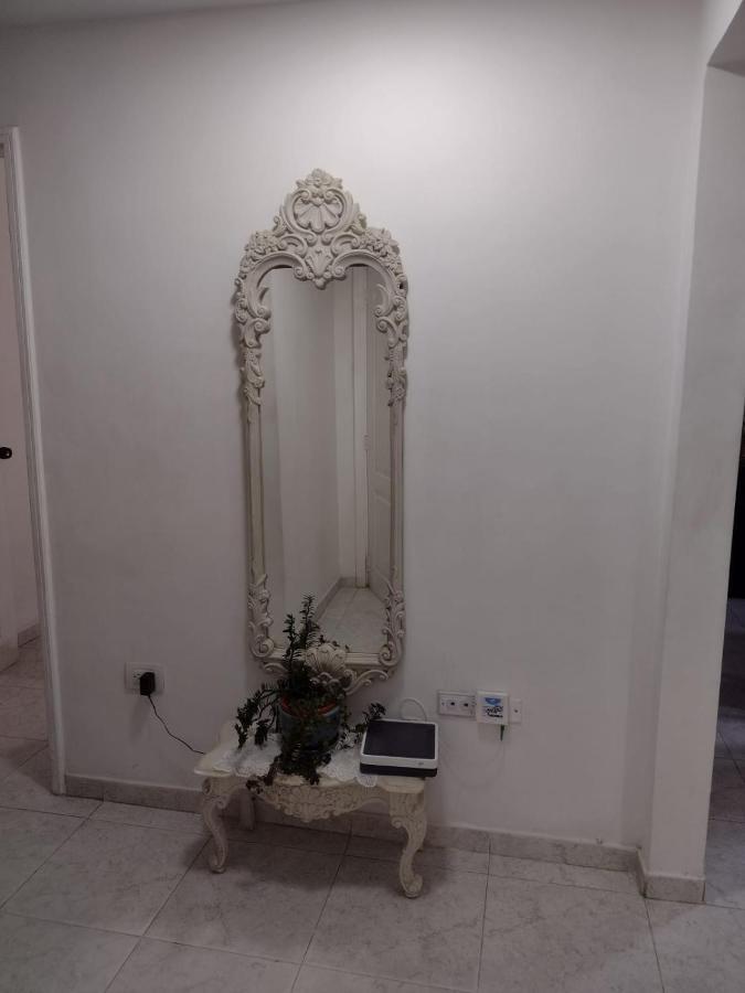 Apartment Ideal En *