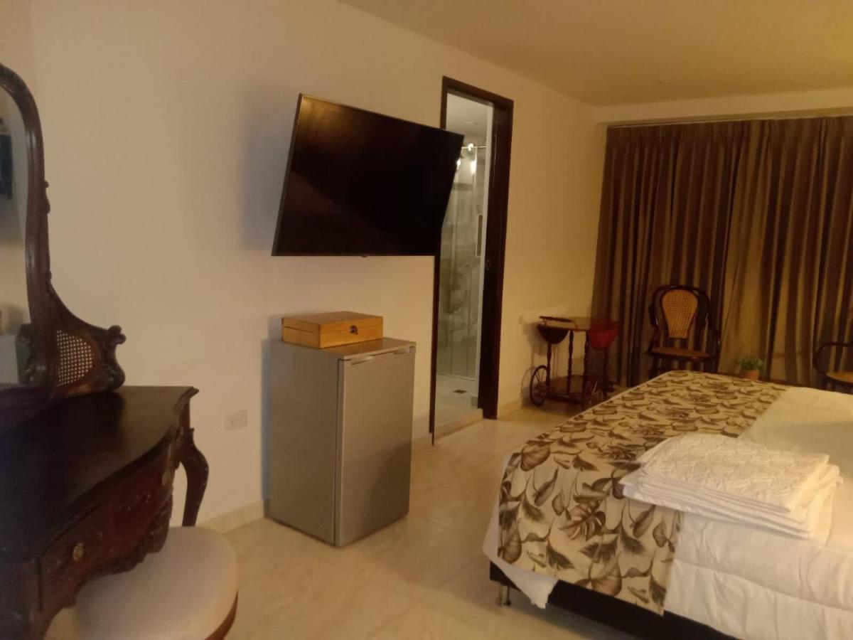 Dorado Plaza Calle Del Arsenal Hotel 3*