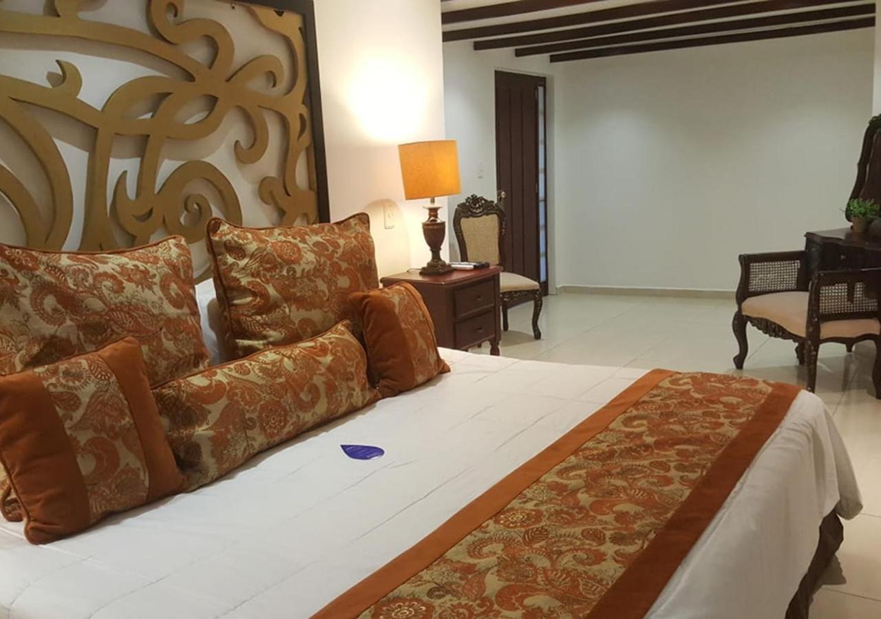 Hotel Dorado Plaza Calle Del Arsenal