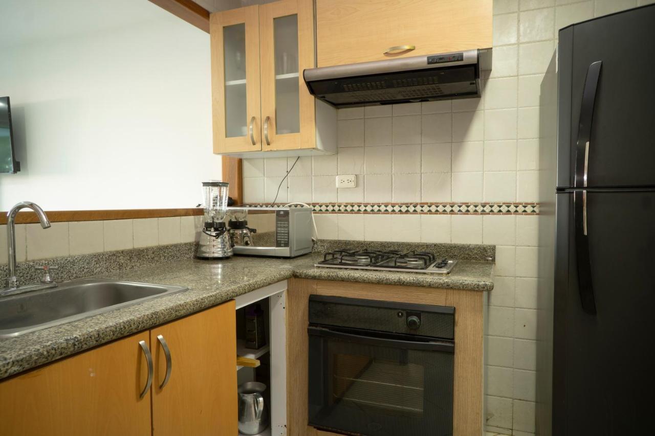 Apartamento En Bocagrande - Edificio Minarete * Cartagena