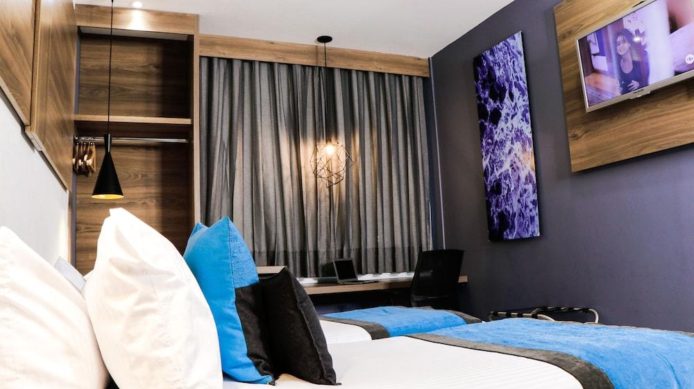 Hotel Blue Concept 3*